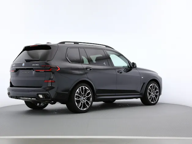 BMW X7 G07 40d xDrive SAG