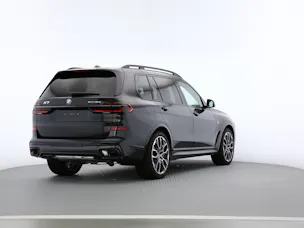 BMW X7 G07 40d xDrive SAG