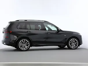 BMW X7 G07 40d xDrive SAG