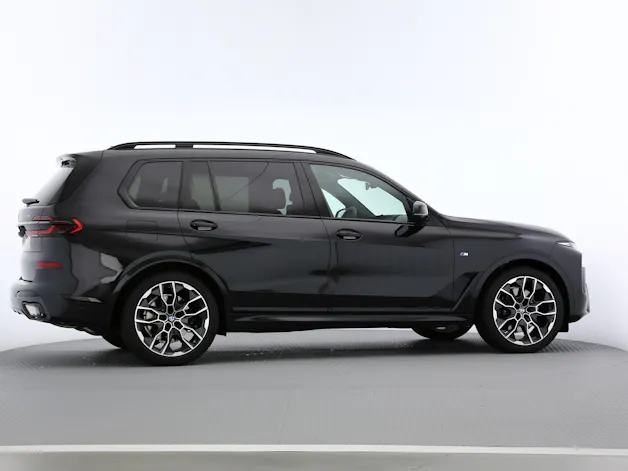 BMW X7 G07 40d xDrive SAG