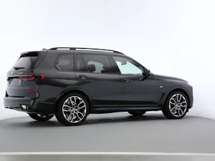 BMW X7 G07 40d xDrive SAG