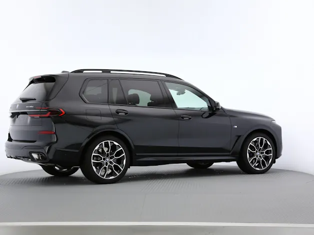 BMW X7 G07 40d xDrive SAG