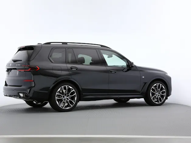 BMW X7 G07 40d xDrive SAG