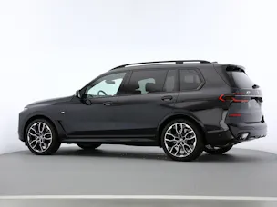 BMW X7 G07 40d xDrive SAG