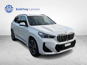 BMW X1 U11 23i xDrive paddles