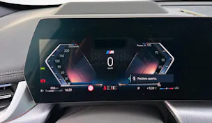 BMW X1 U11 23i xDrive paddles