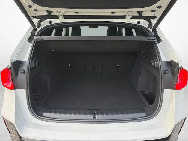 BMW X1 U11 23i xDrive paddles