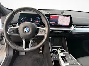 BMW X1 U11 23i xDrive paddles