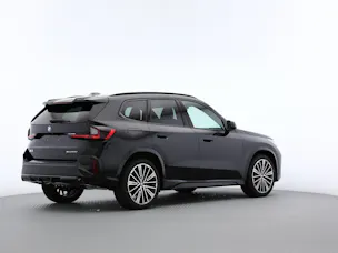 BMW X1 U11 23d xDrive paddles