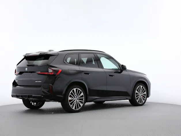 BMW X1 U11 23d xDrive paddles