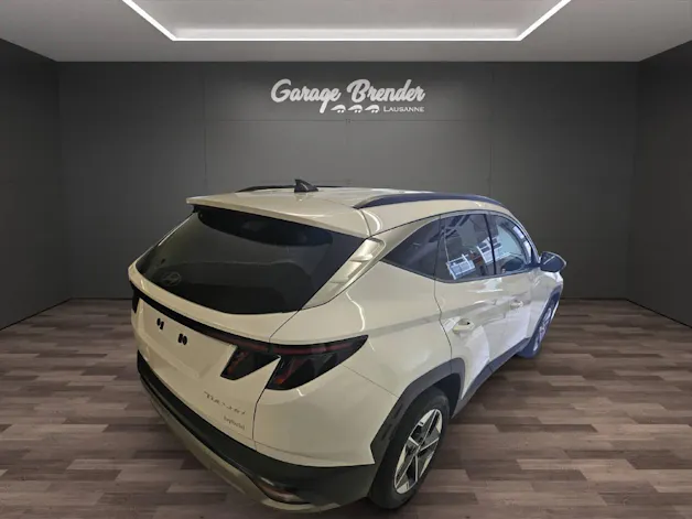 HYUNDAI Tucson 1.6 T-GDi HEV Amplia 4WD