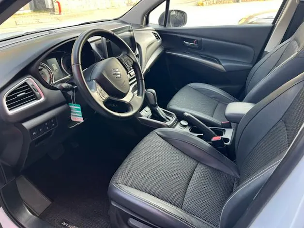 Suzuki S-Cross 1.4 T Compact Top Hybrid 4x4