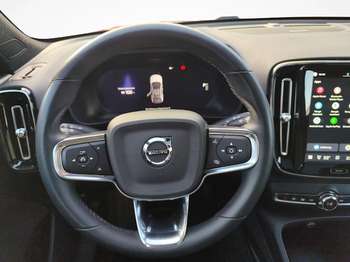 Fahrzeugbild VOLVO C40
