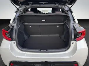 Toyota Yaris 1.5 VVT-i HSD GR Sport