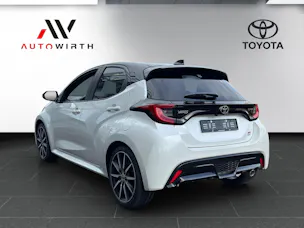 Toyota Yaris 1.5 VVT-i HSD GR Sport
