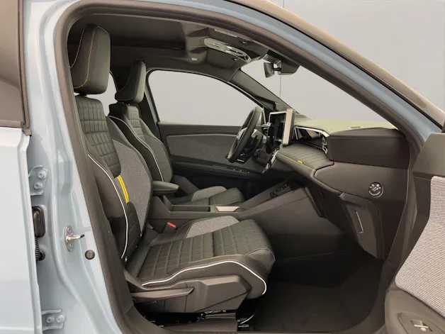 RENAULT R4 E-Tech Comfort Range plein sud iconic