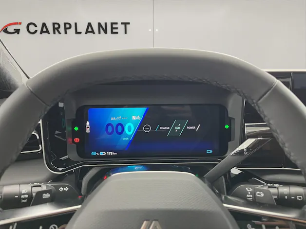 RENAULT R4 E-Tech Comfort Range plein sud iconic