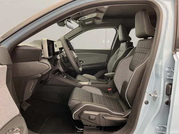 RENAULT R4 E-Tech Comfort Range plein sud iconic