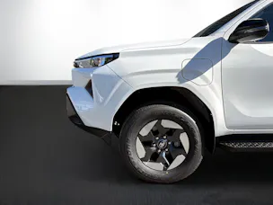 Toyota Hilux Double Cab.-Pick-up 59KWh Comfort