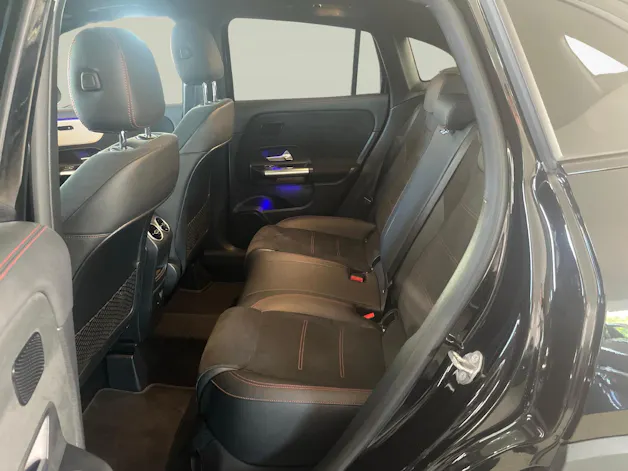 MERCEDES-BENZ GLA 250 4MATIC AMG Line