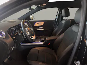 MERCEDES-BENZ GLA 250 4MATIC AMG Line