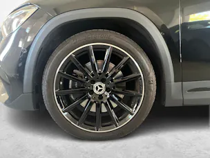 MERCEDES-BENZ GLA 250 4MATIC AMG Line