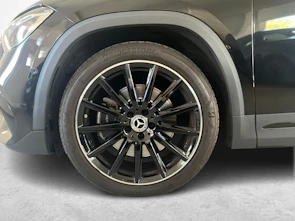 Fahrzeugbild MERCEDES-BENZ GLA 250 4MATIC AMG Line