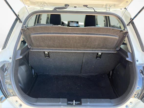 Fahrzeugbild SUZUKI Swift 1.2 Sakura Hybrid 4x4