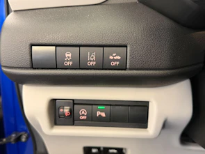image du véhicule SUZUKI Swift 1.2 Sakura Top Hybrid