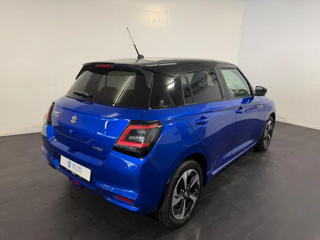 Suzuki Swift 1.2 Sakura Top Hybrid