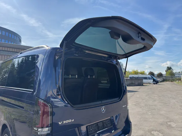 MERCEDES-BENZ V 300 d Exclusive Swiss Edition L 4Matic