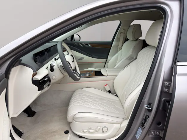 Genesis G80 Electrificed Premium AWD **Facelift**