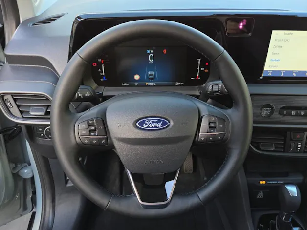 FORD Tourneo Courier 1.0 EcoBoost Titanium