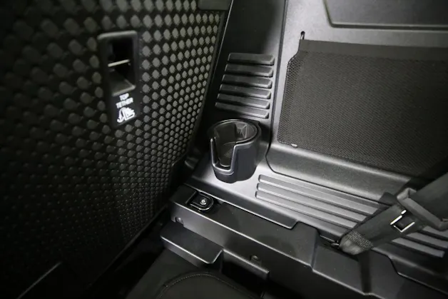 Land Rover Defender 110 3.0 D I6 350 X-Dynamic HSE