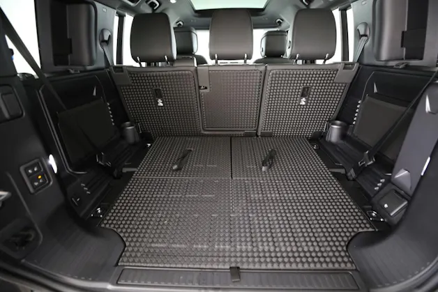 Land Rover Defender 110 3.0 D I6 350 X-Dynamic HSE