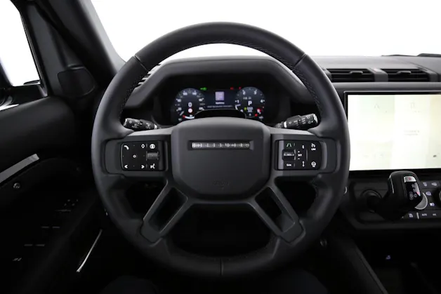 Land Rover Defender 110 3.0 D I6 350 X-Dynamic HSE