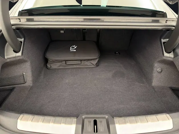 PORSCHE Taycan 4S