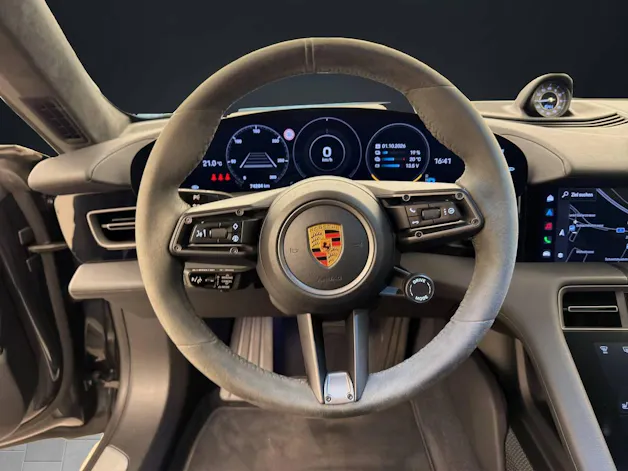 PORSCHE Taycan 4S