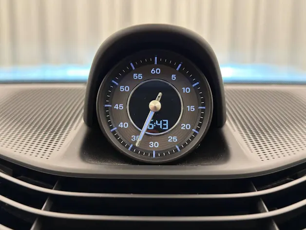 PORSCHE Taycan 4S