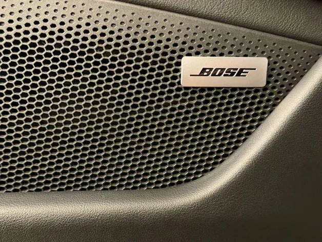 PORSCHE Taycan 4S