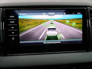 SKODA Karoq 2.0 TDI DSG Sport Line 4x4