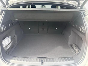 https://vehicle.imgix.net/4501970/ad3d15f5-8ad2-44e2-bbd8-4daef6f07d5e.jpg