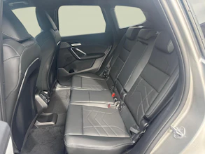 https://vehicle.imgix.net/4501970/d4b9d6f2-70ad-4287-89eb-d6a7115109e9.jpg