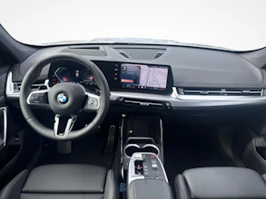 https://vehicle.imgix.net/4501970/f92302f0-bf29-4bde-9918-580bfdfdd048.jpg