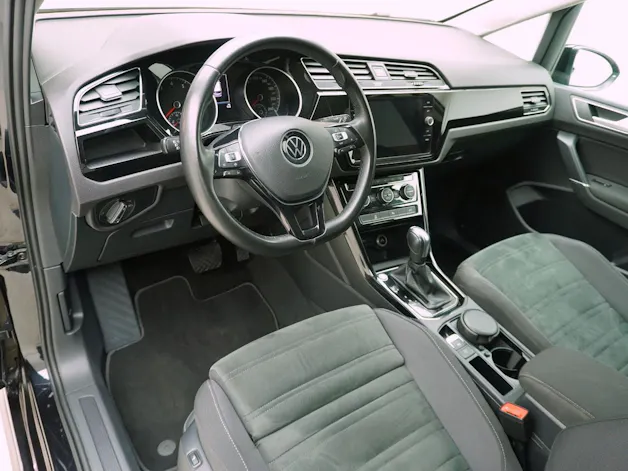 VW Touran 1.5 TSI DSG Highline