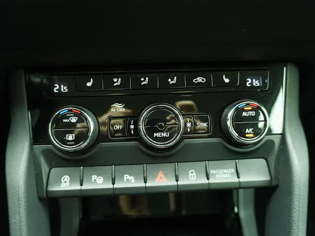 SKODA Karoq 1.5 TSI DSG Style