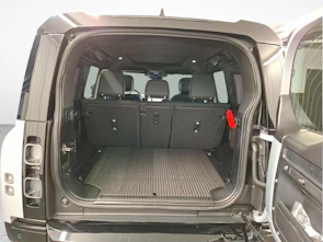 Fahrzeugbild LAND ROVER Defender 110 3.0 D I6 300 X