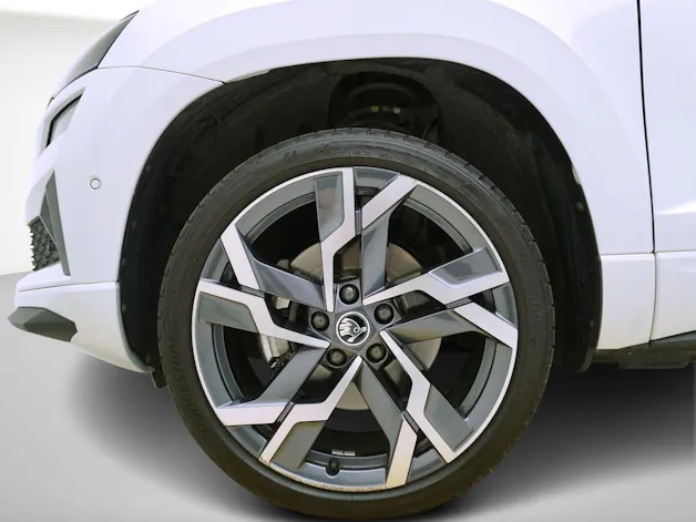 SKODA Karoq 1.5 TSI DSG Sport Line