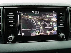 SKODA Karoq 1.5 TSI DSG Sport Line