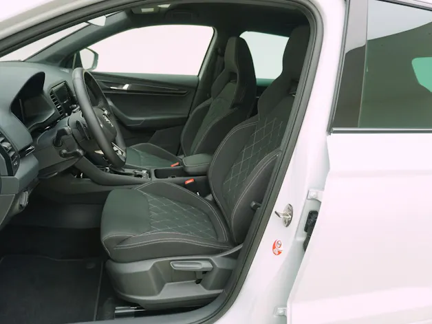 SKODA Karoq 1.5 TSI DSG Sport Line